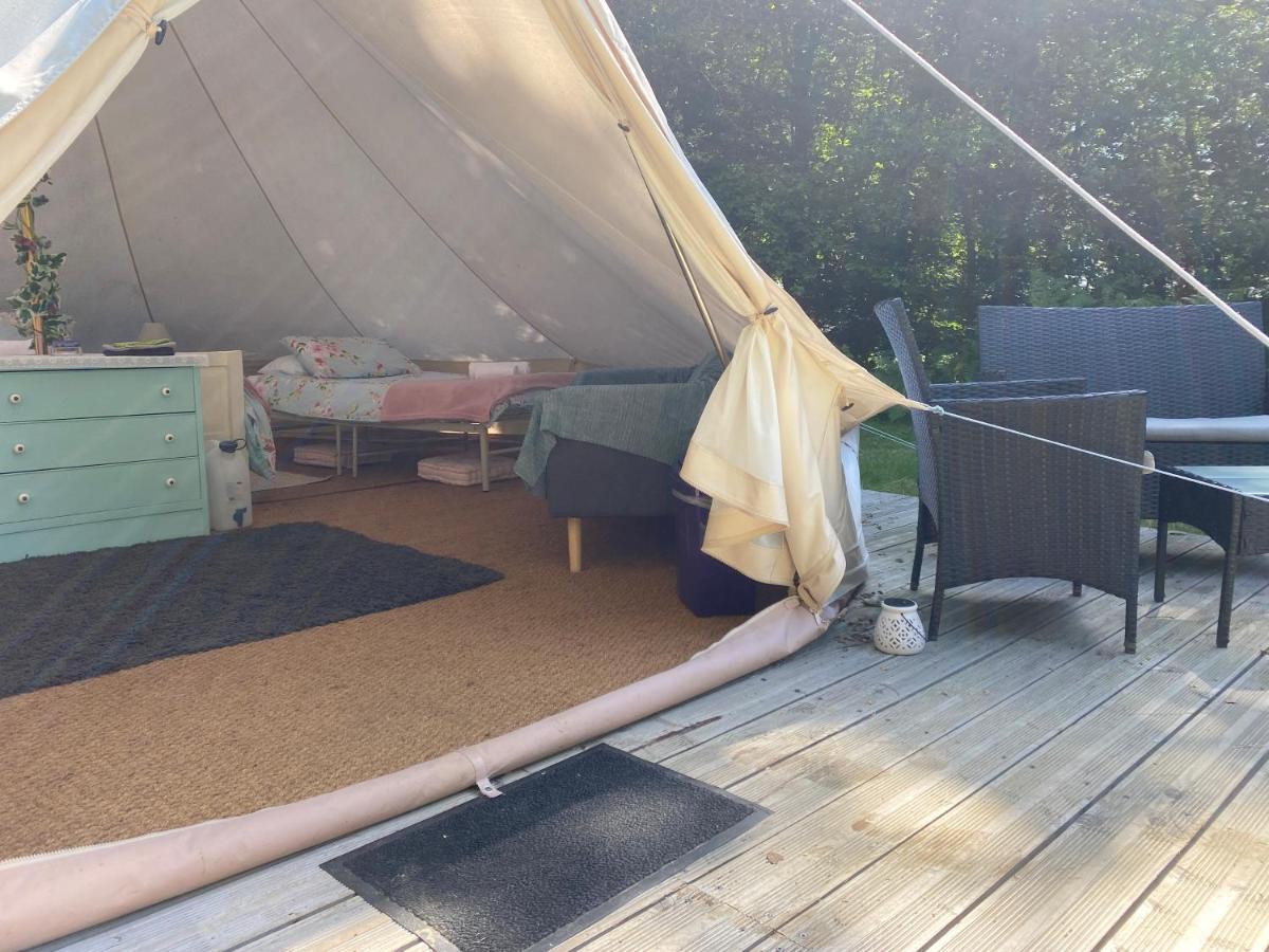 Fonclaire Holidays Glamping 'Luxury Camping' Blond Eksteriør bilde