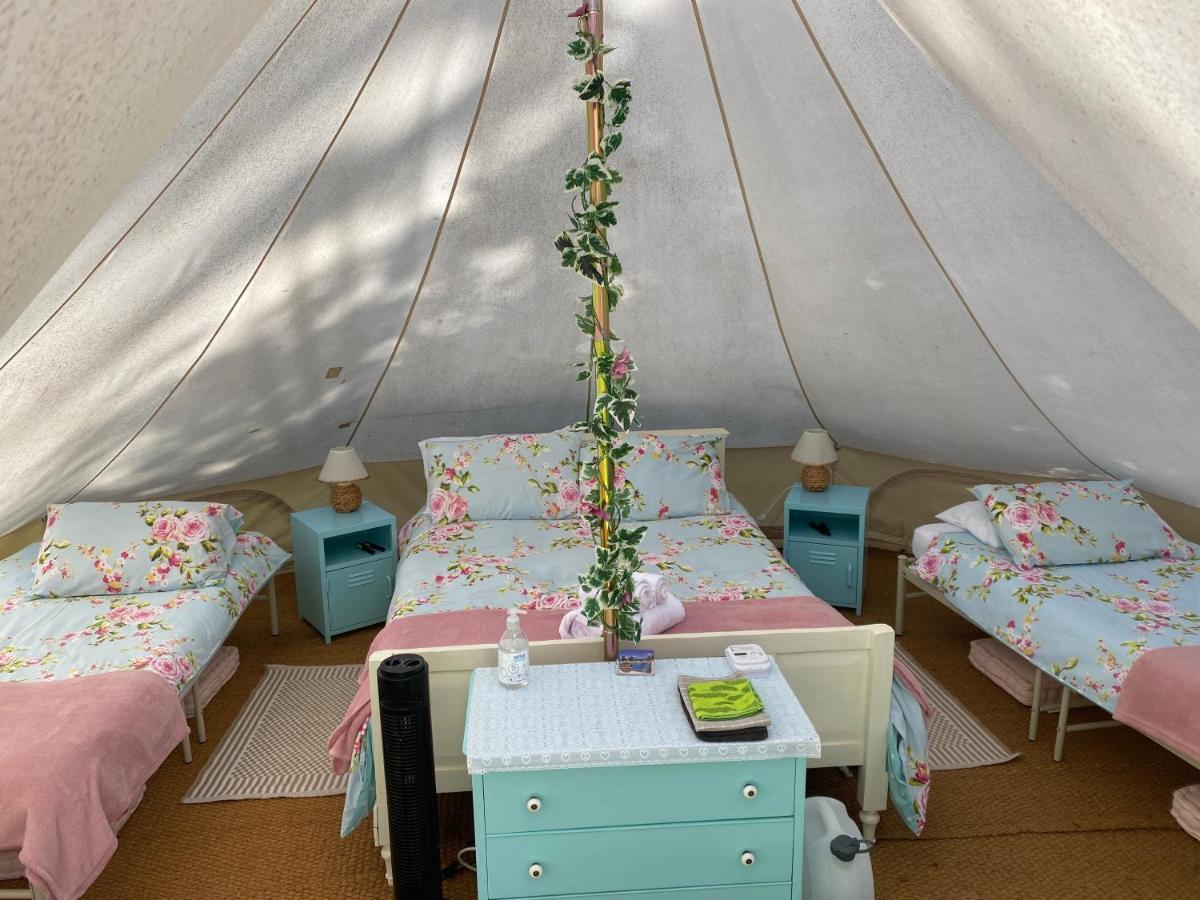 Fonclaire Holidays Glamping 'Luxury Camping' Blond Eksteriør bilde